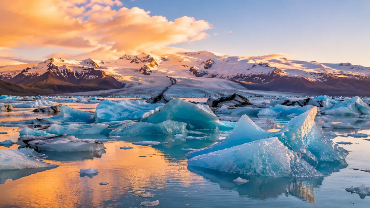 Iceland Travel Itinerary